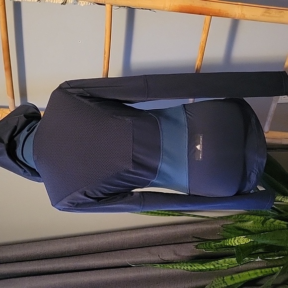 ADIDAS x Stella McCartney Hooded Running Pullover - Picture 3 of 9